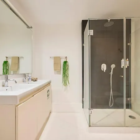 Baixa De Lisboa, Ar Condicionado, Elevador Apartamento *